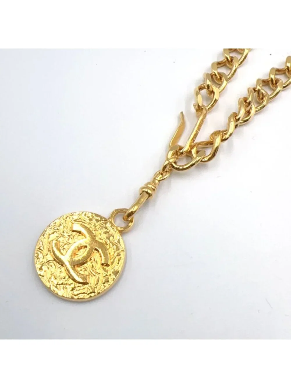 Chanel CC Logo Cambon Plate Gold Plated Chain Belt